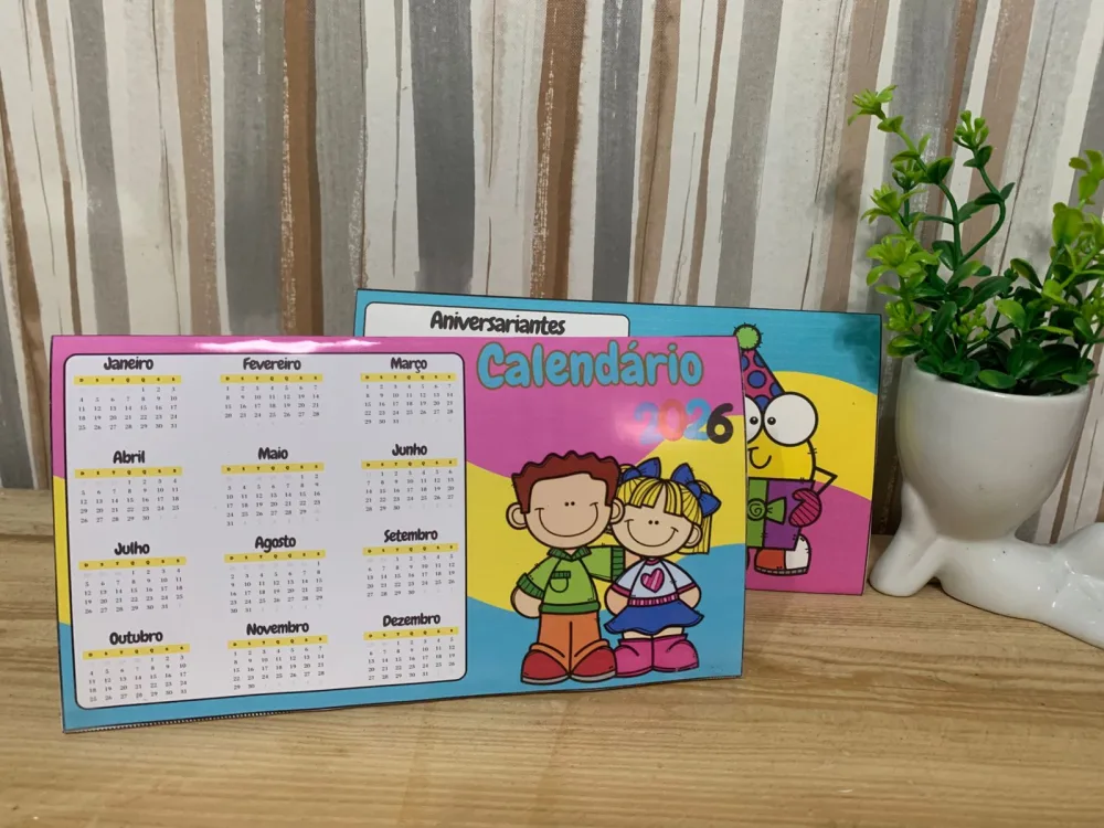 Calendário de Mesa — Pronto para Imprimir