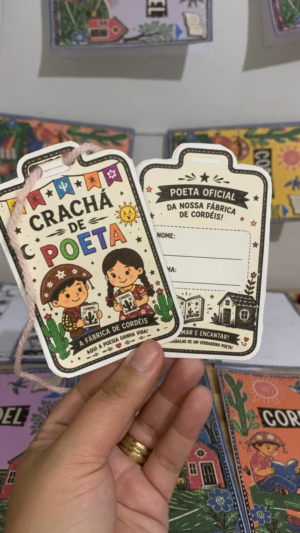 Crachá Poeta Cordel — Pronto para Imprimir